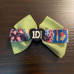 One Direction hair flower